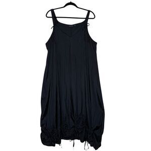 Tara Vao Black Sleeveless Artsy Silky Crinkle Fabric Tied Hem Maxi Dress Size L